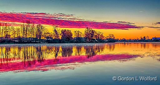 Rideau Canal Sunrise_DSCF5100-2.jpg - Photographed along the Rideau Canal Waterway near Smiths Falls, Ontario, Canada.